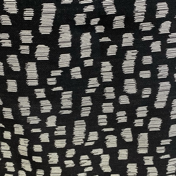 Classiques Entier Sz 4 Black and Gray Abstract Skirt - Picture 3 of 10